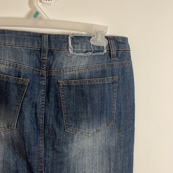 NWT Design Lab Jean Skirt 27 Mini Denim Dark Distressed Blue Classic Grunge Alt - Picture 10 of 14